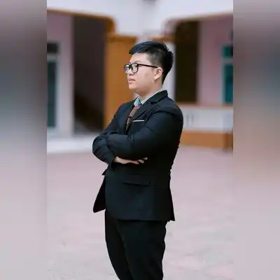 贺华航